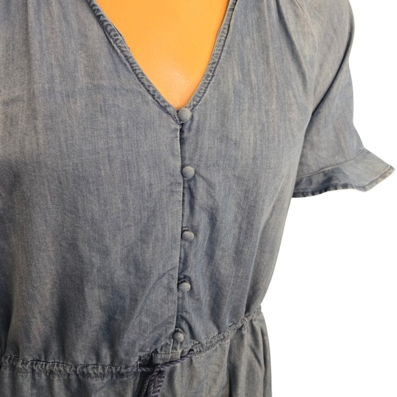 C&C California Denim Chambray V Neck Button Front Tie Waist Dress Size Small‎ - Picture 6 of 12